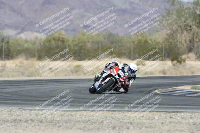 media/Nov-01-2025-CVMA (Sat) [[fc0f7531b8]]/Race 7-Formula Twins-Formula 40 UL/